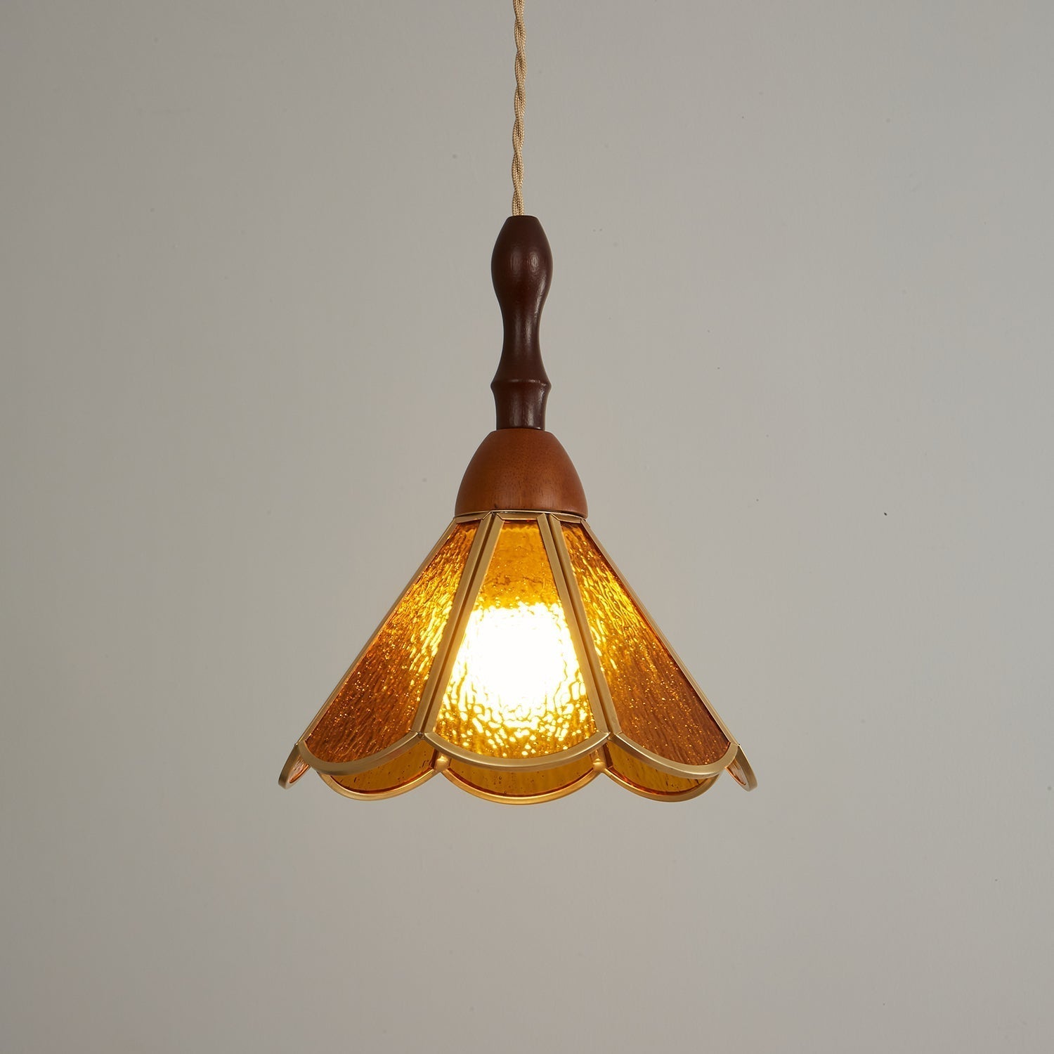 Tiffany Stained Glass Pendant Lamp - Blowlighting