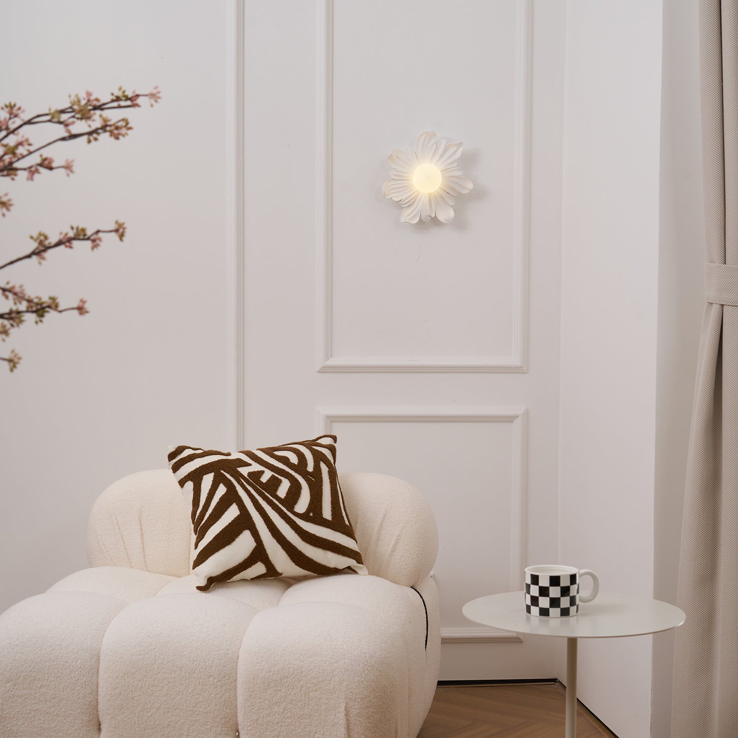 Tina Applique Murale Élégante Fleur - Neutralighting