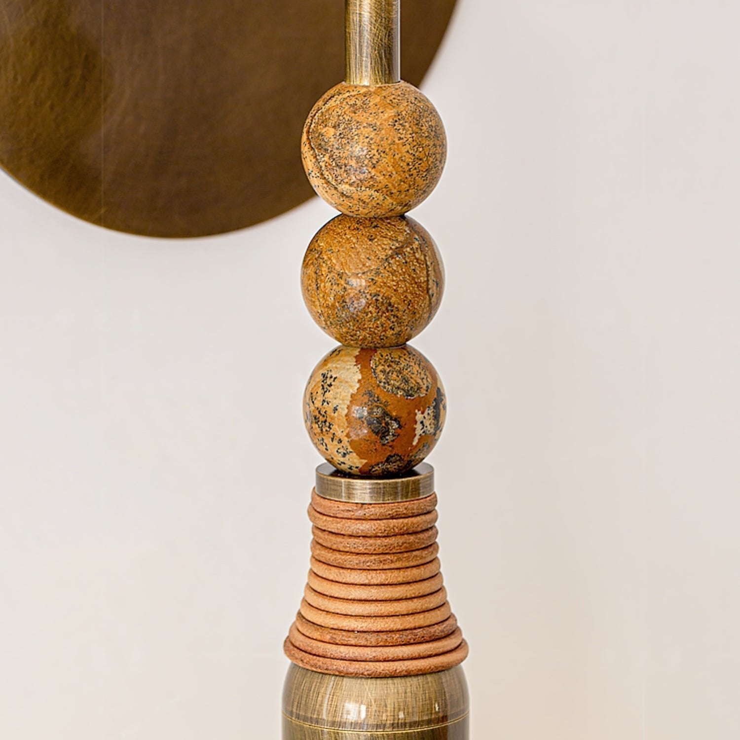 Vadorora Premium Elegance Plug-in Marble Wall Lamp - Neutralighting