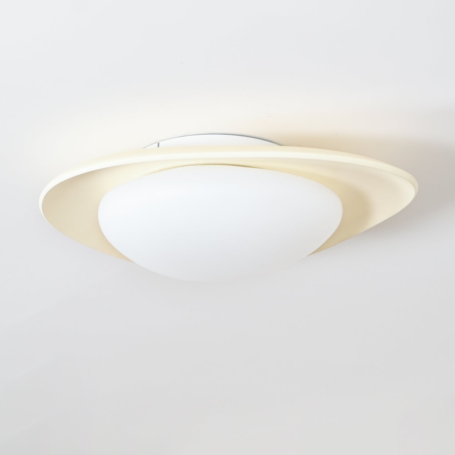 Blex Plafonnier Vert & Beige en Forme de Galet - Neutralighting