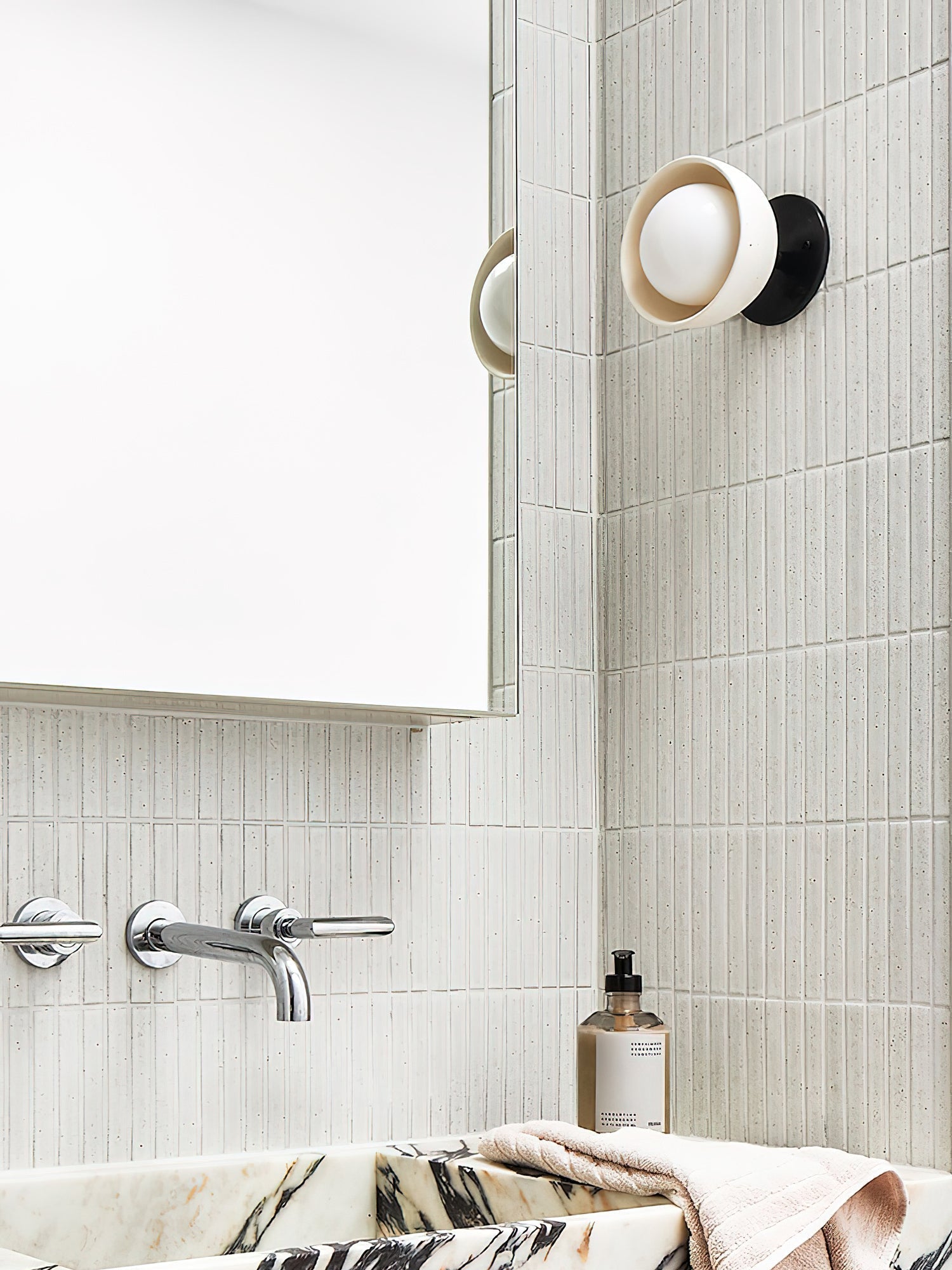 Lia Applique Murale Minimaliste en Travertin - Neutralighting