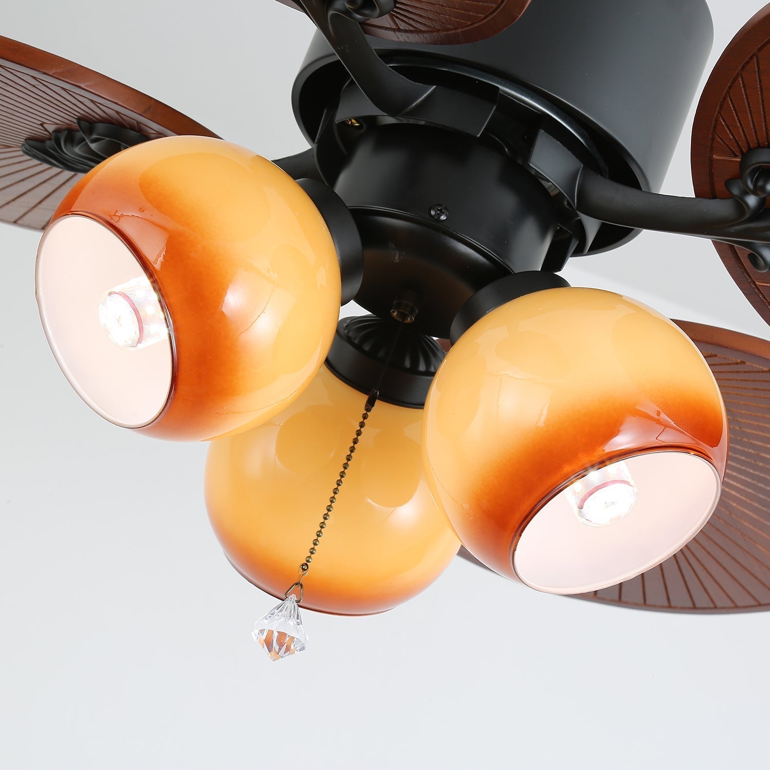 Ventilateur de plafond Solara Tropical avec lumière, lumière allumée