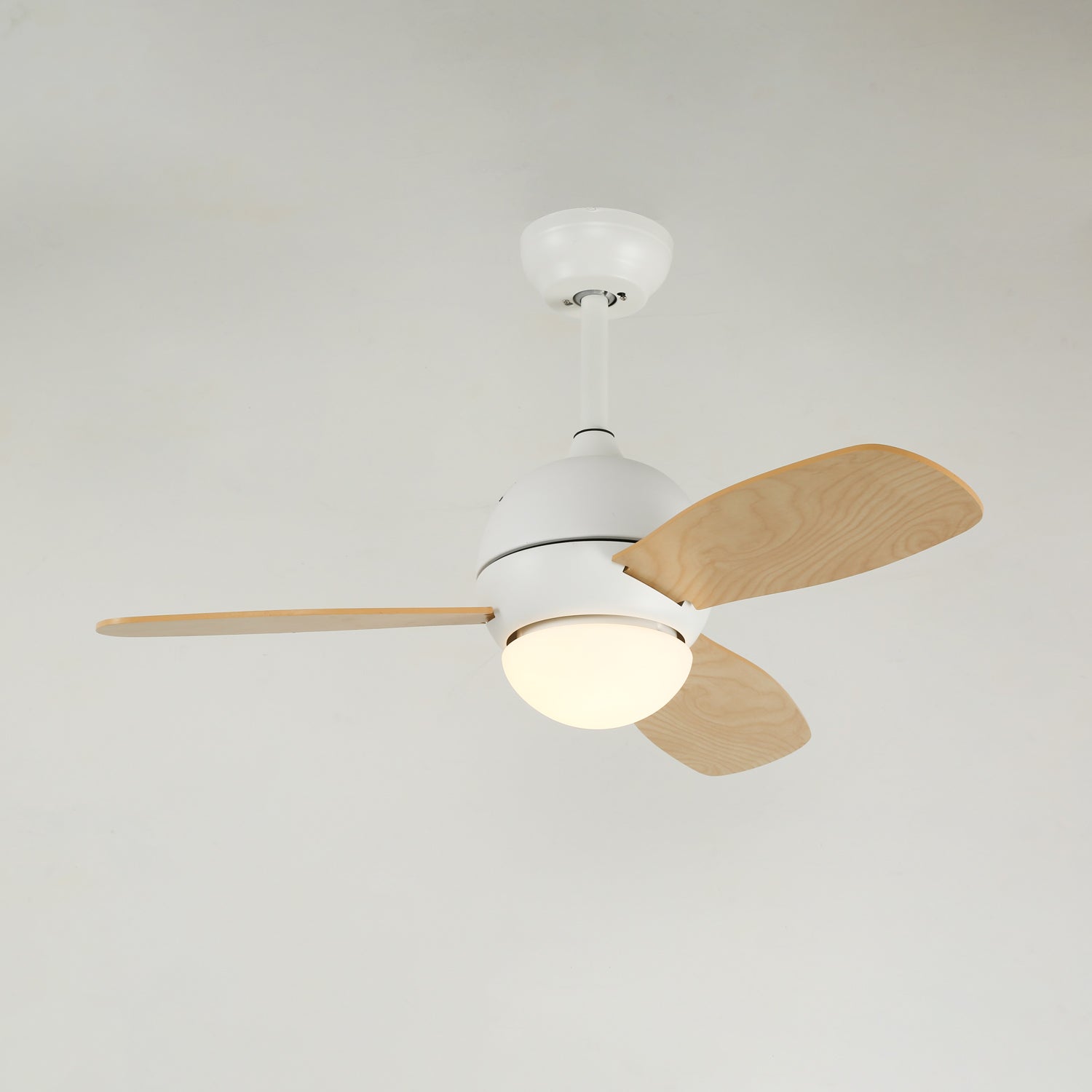 Diagramme illustrant les dimensions du Plafonnier Ventilateur Vevo