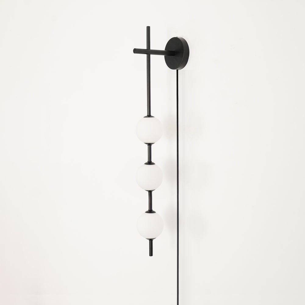 Ilraeia Vertical Globe Plug-in Wall Lamp - Neutralighting