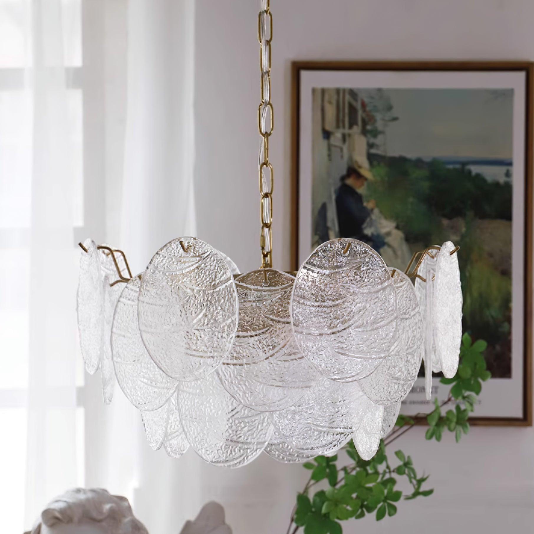 Lustrous Chandelier Victorien en Verre Finition Dorée - Neutralighting
