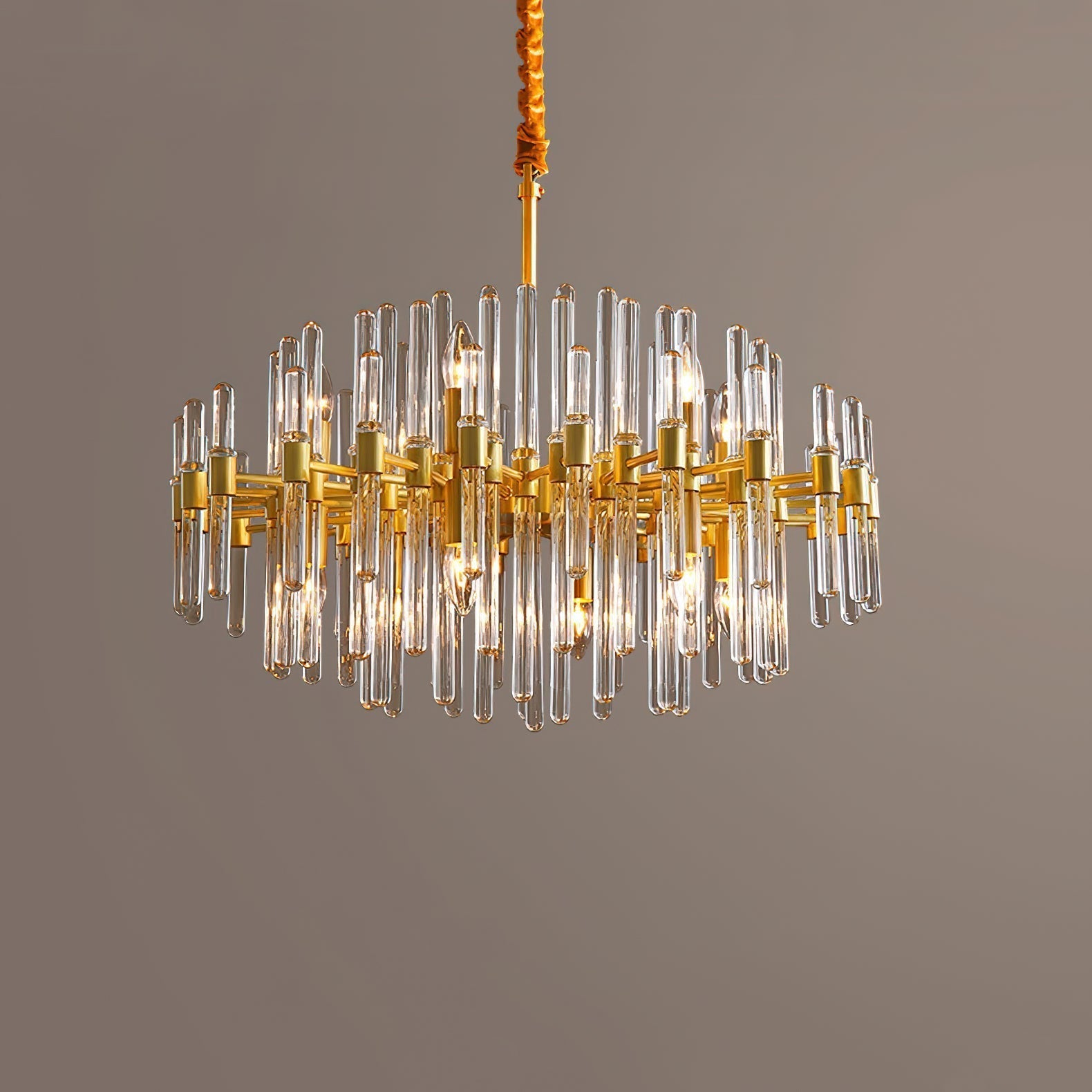 Solara Chandelier en Laiton Antique de Luxe - Neutralighting