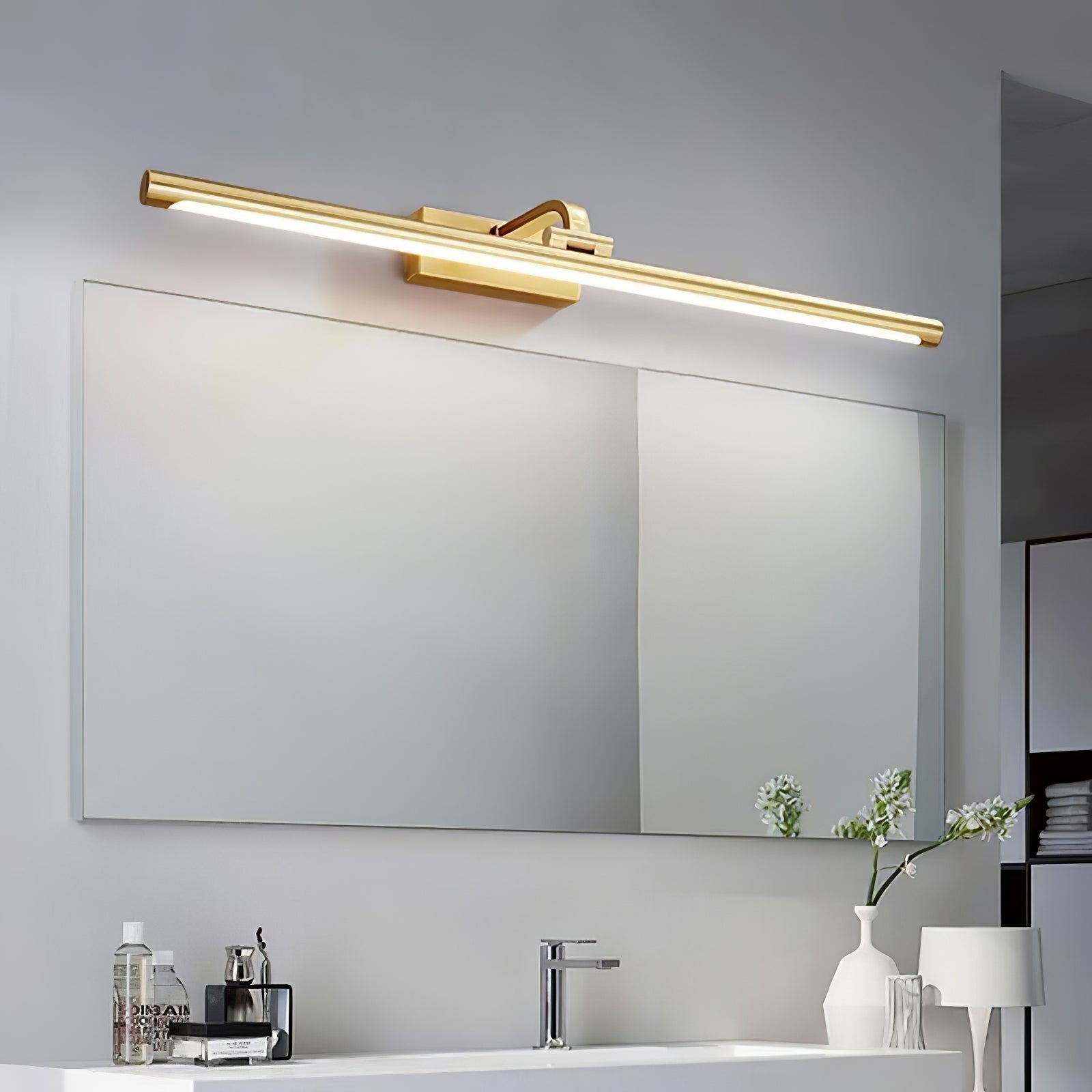 Lumare Applique murale minimaliste en laiton - Neutralighting