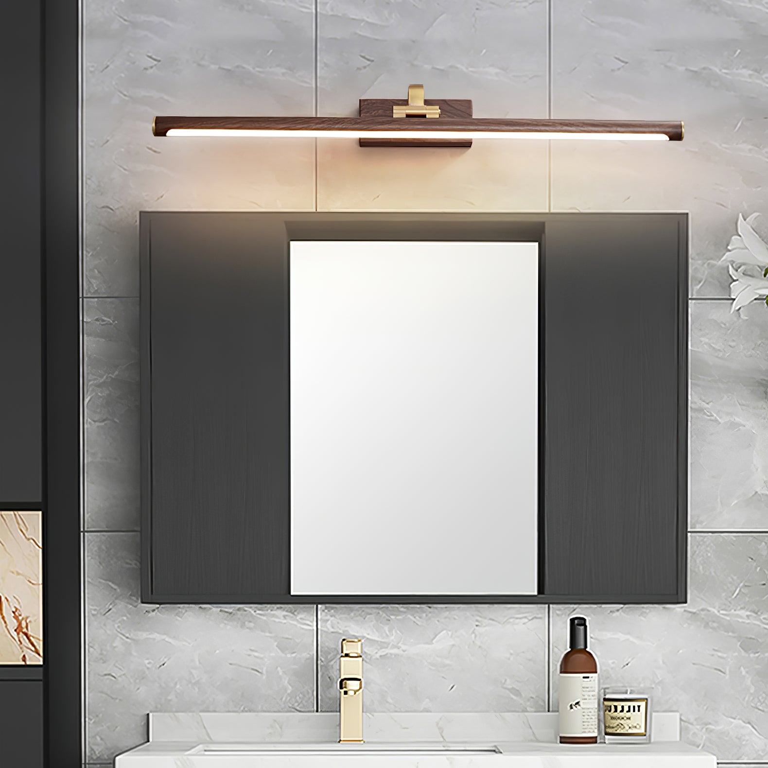 Lumare Applique murale minimaliste en laiton - Neutralighting