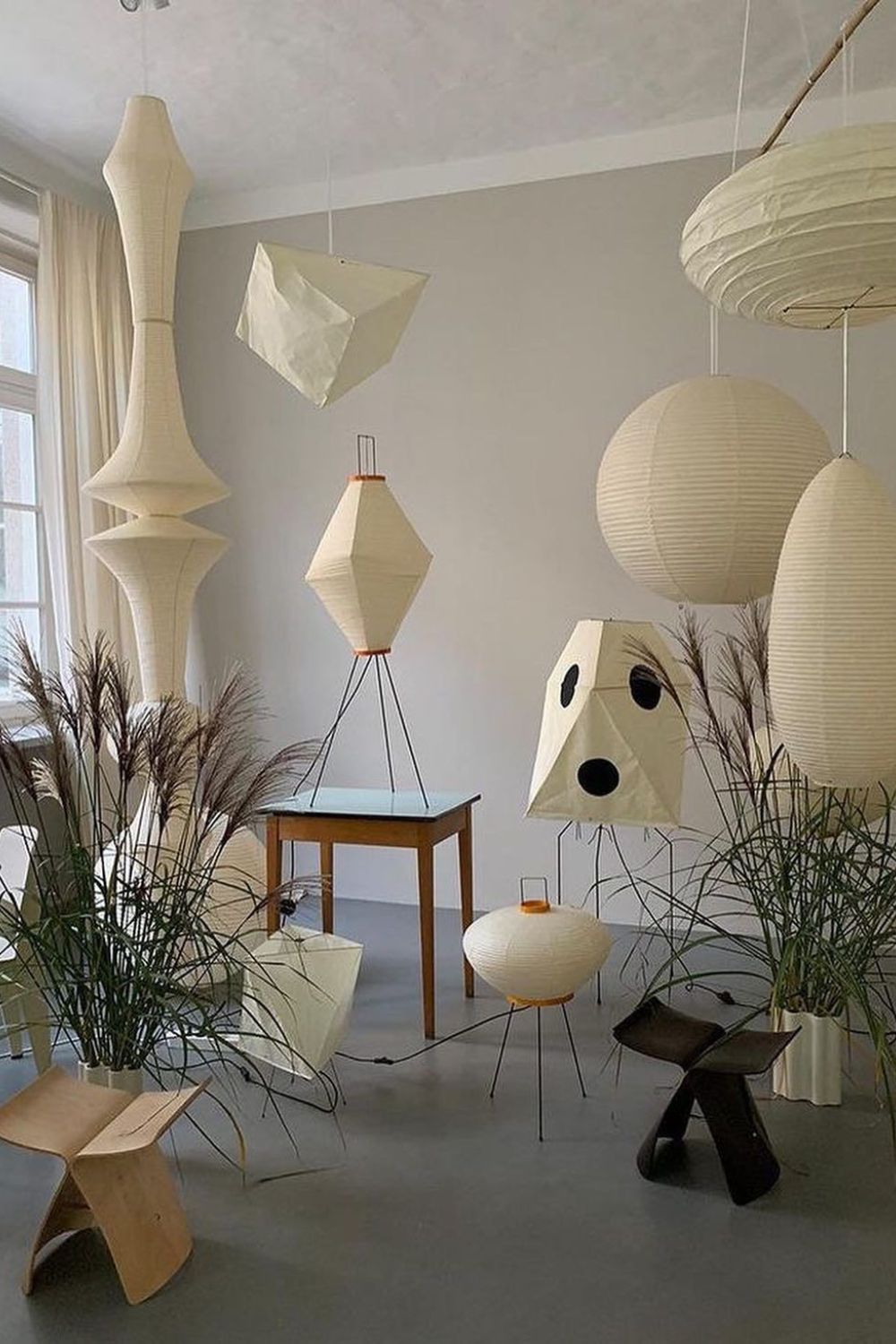 Veyran Paper Artistic Pendant Light - Neutralighting