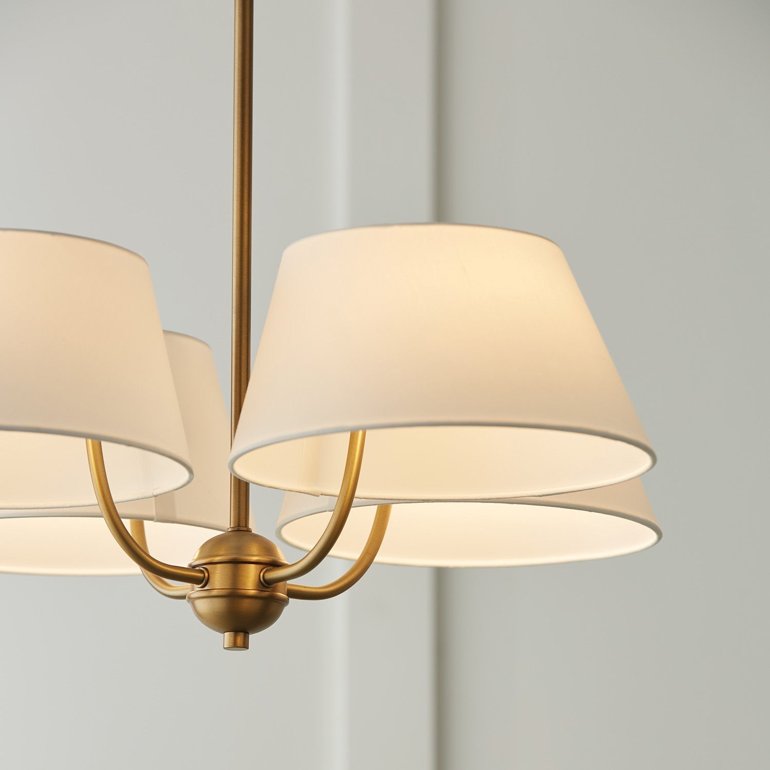 Arcara Lustre Tissu Laiton Industriel Vintage - Neutralighting