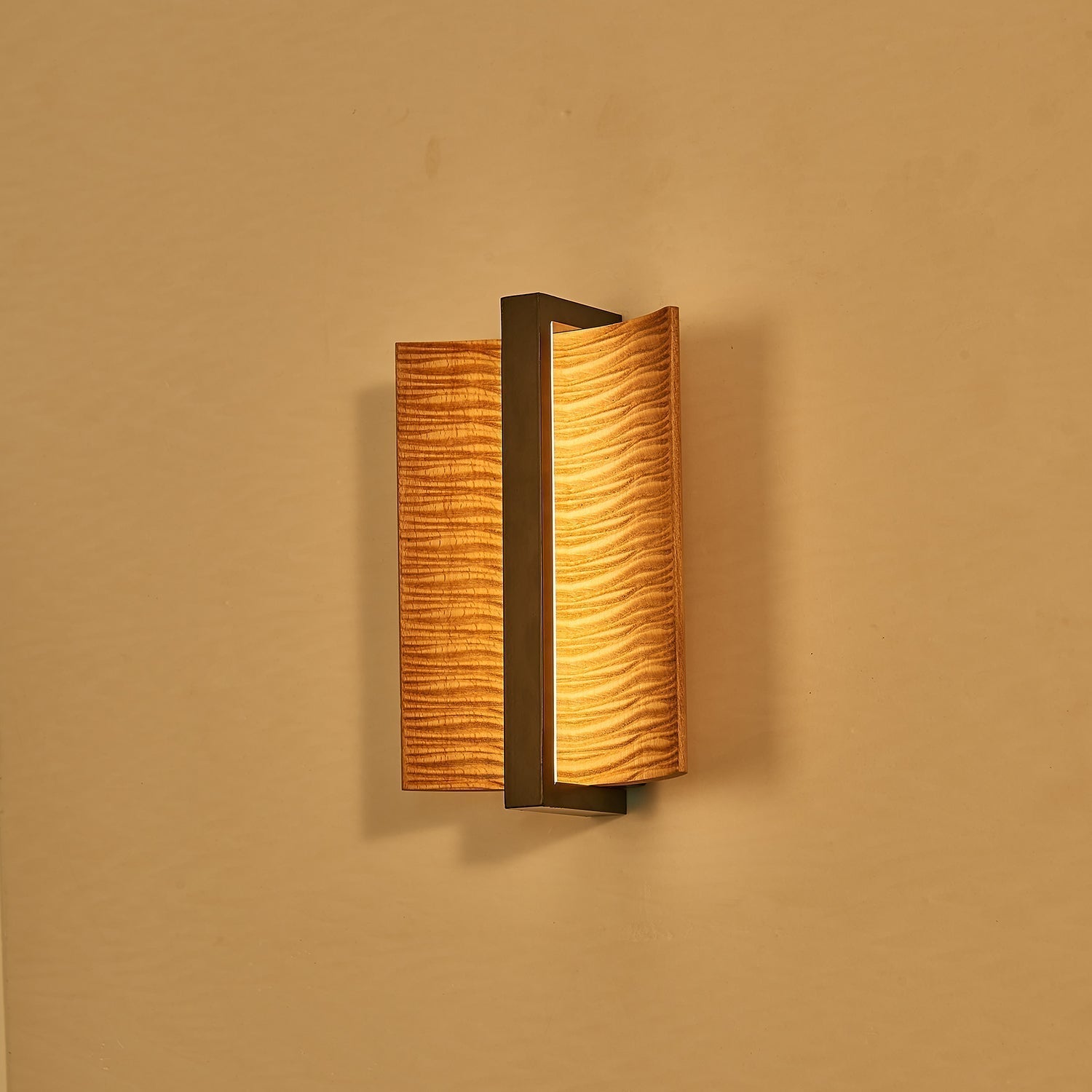 Whisperwood Wall Light - Blowlighting