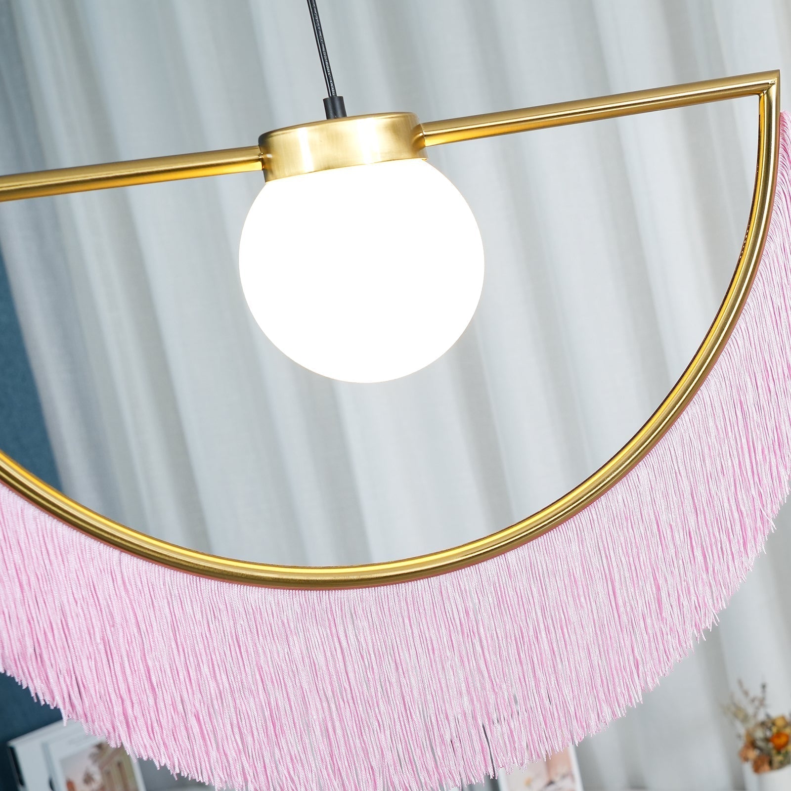 Solara Lampe suspendue en tissu à franges style globe rétro bohème - Neutralighting