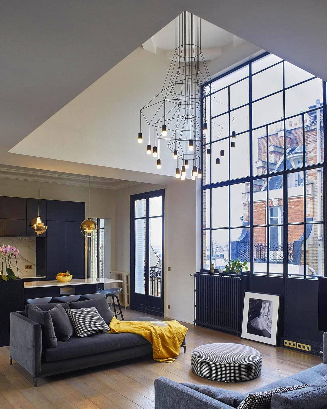 Lustra Chandelier Lignes Noir Structure Métallique LED - Neutralighting