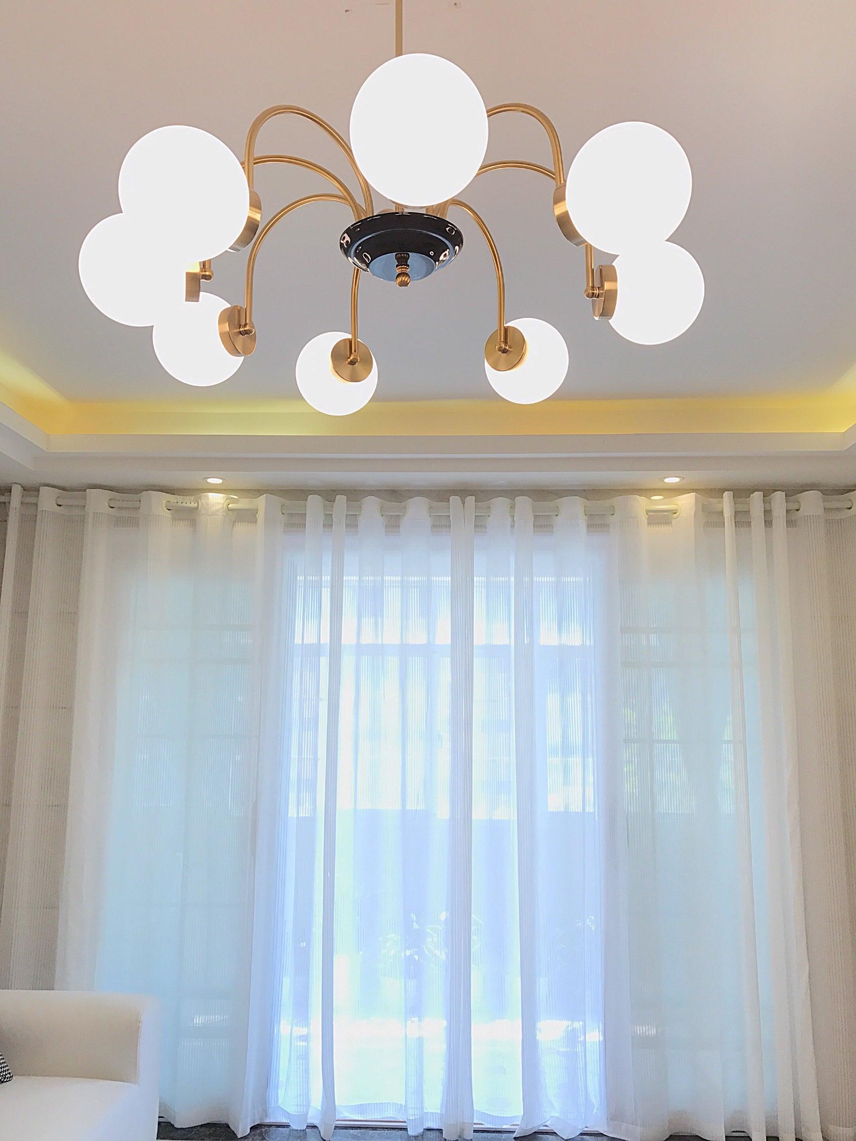 Lustra Chandelier Cadre en Tige et Blanc - Neutralighting