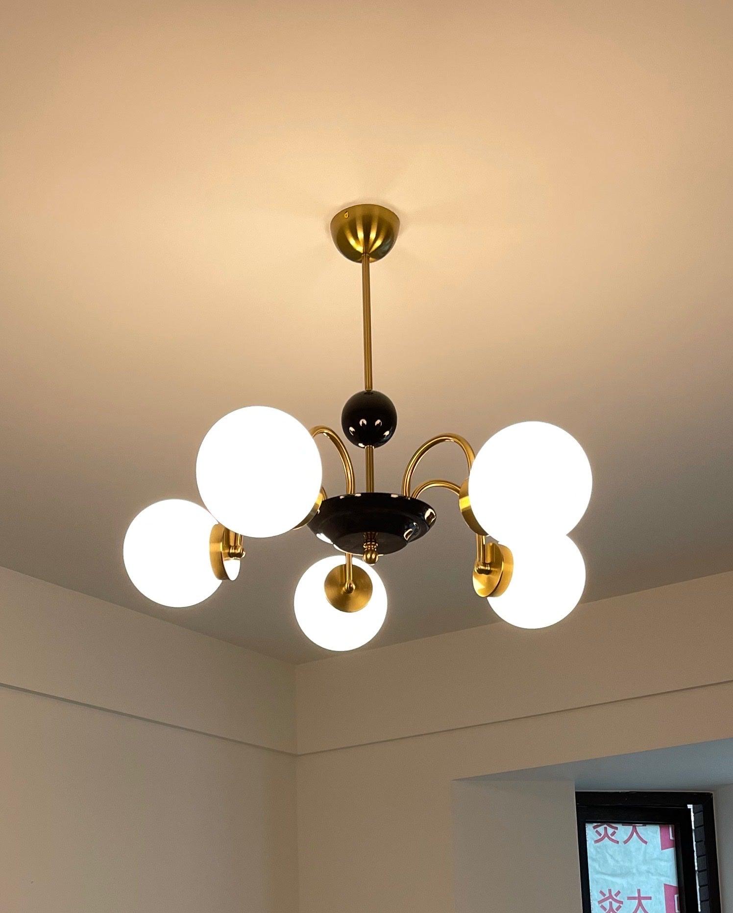 Lustra Chandelier Cadre en Tige et Blanc - Neutralighting
