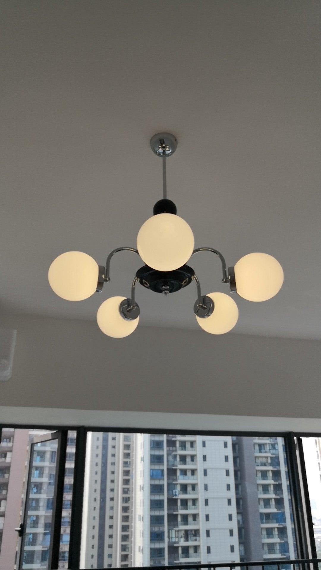 Lustra Chandelier Cadre en Tige et Blanc - Neutralighting