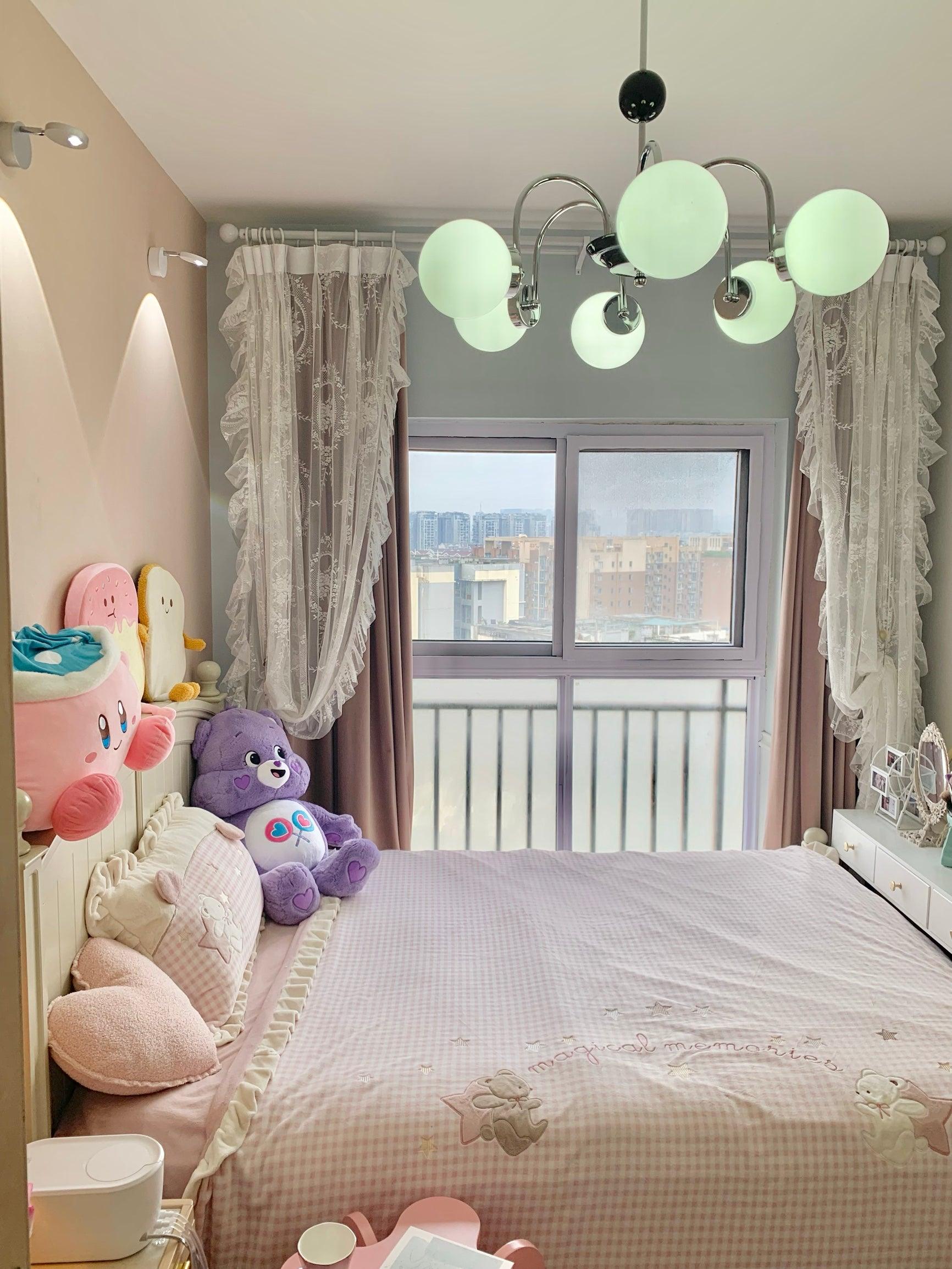 Lustra Chandelier Cadre en Tige et Blanc - Neutralighting