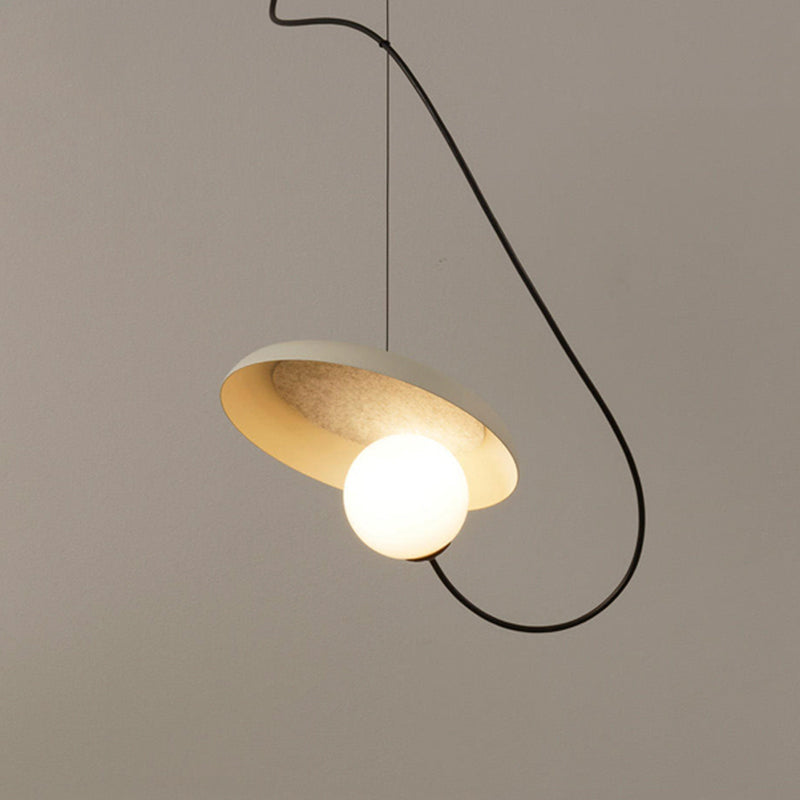 Arisha Suspension Art Déco Stylisé, Métal/Acrylique, Noir/Blanc/Cuivre, Salon/Chambre à Coucher - Neutralighting
