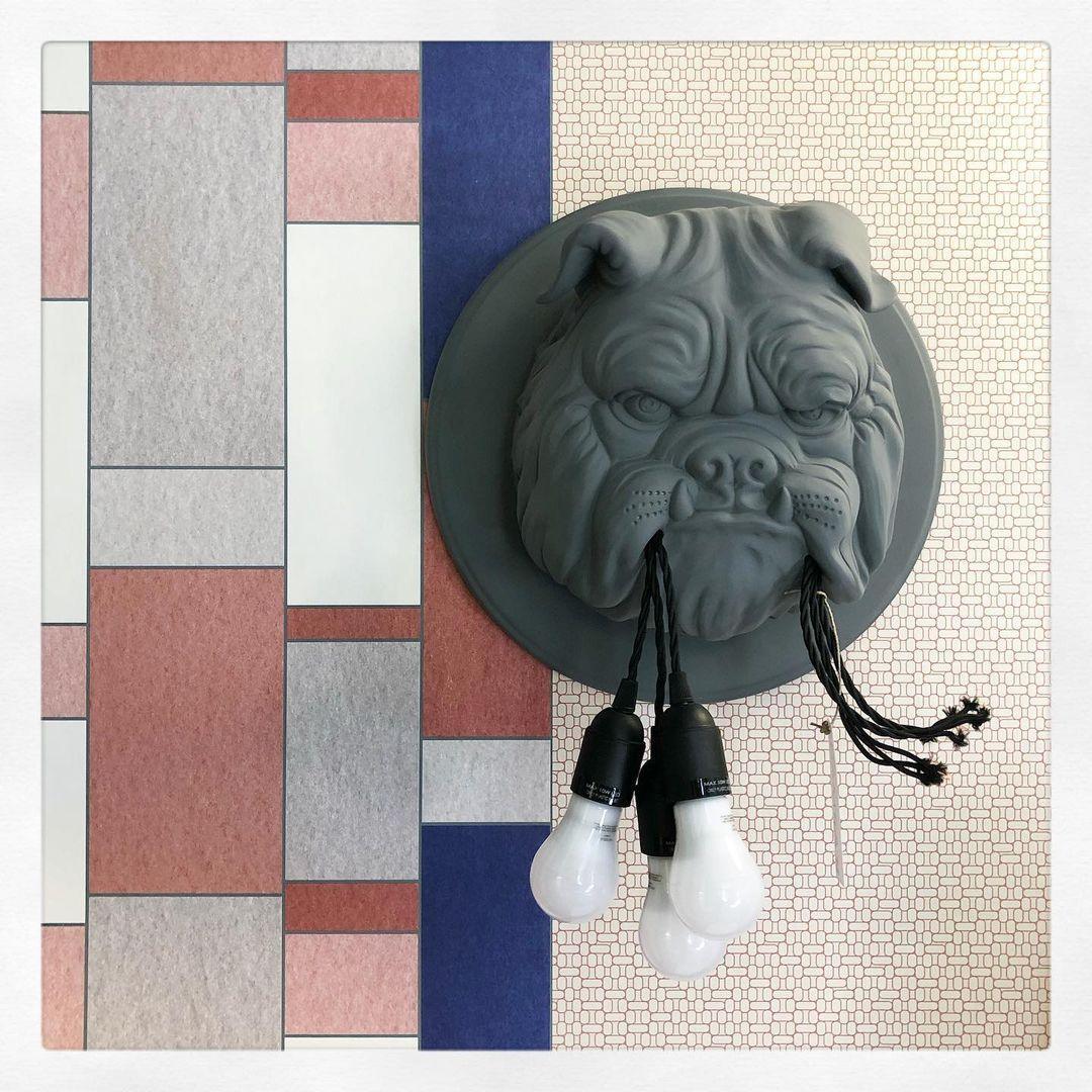Lustra Applique Murale Sculpture Bulldog Fantaisiste - Neutralighting