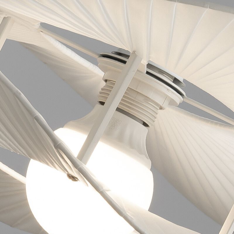 Saku Moderne LED Suspension Métal Tissu Salon - Neutralighting