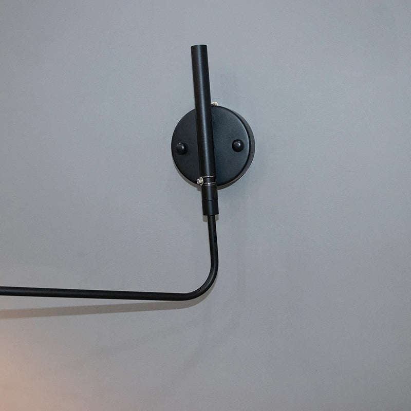 Arisha Simple LED Applique Murale Linéaire Industrielle 1/2 Lumières Métal Noir Salon/Chambre à Coucher - Neutralighting